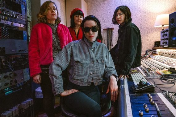 Le news di oggi: Sleater-Kinney, Coathangers, Sharon Van Etten, Guided By Voices, Royal Trux